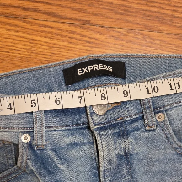 Express Blue Ankle Cropped Jeans with Subtle Stripe SZ 6R - Picture 3 of 7